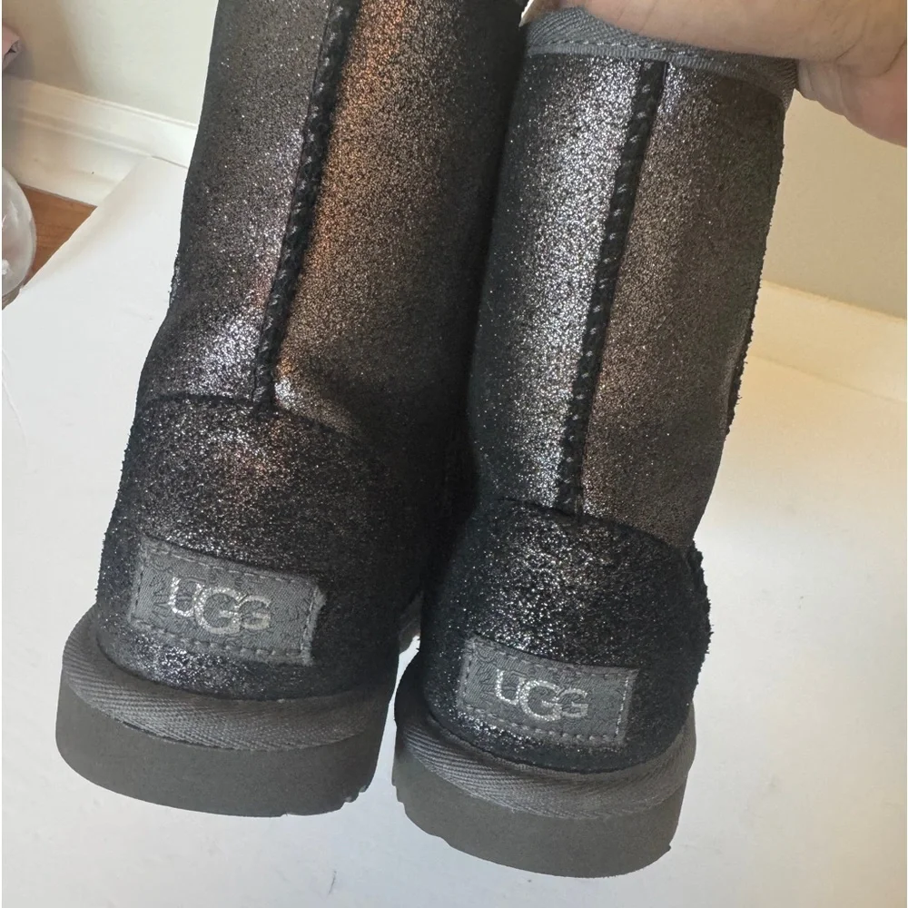 Toddler UGG Boots - Girls shoes